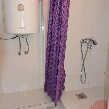 Kaca Apartment *