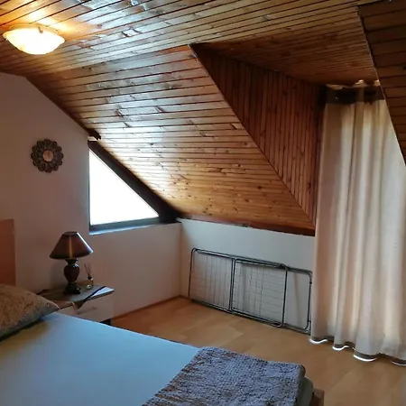 Kaca Apartment