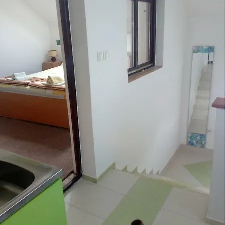 Kaca Apartment